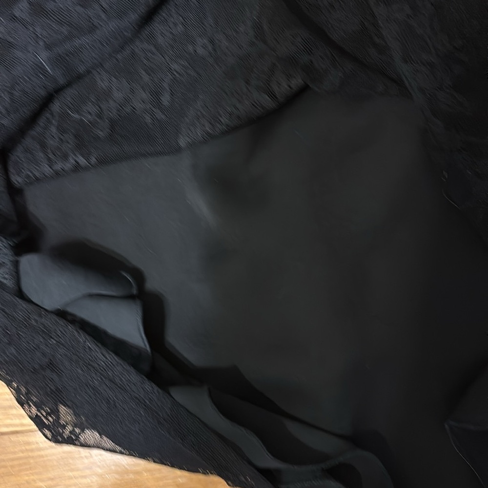 Black lace sleeveless cabi top - Picture 4 of 5
